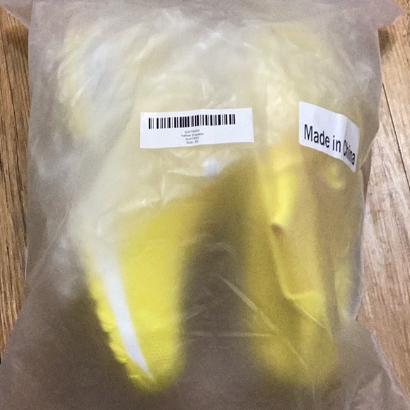 Ceville - Yellow Sneaker - size 38 (7.5) - NWOT - Picture 8 of 8